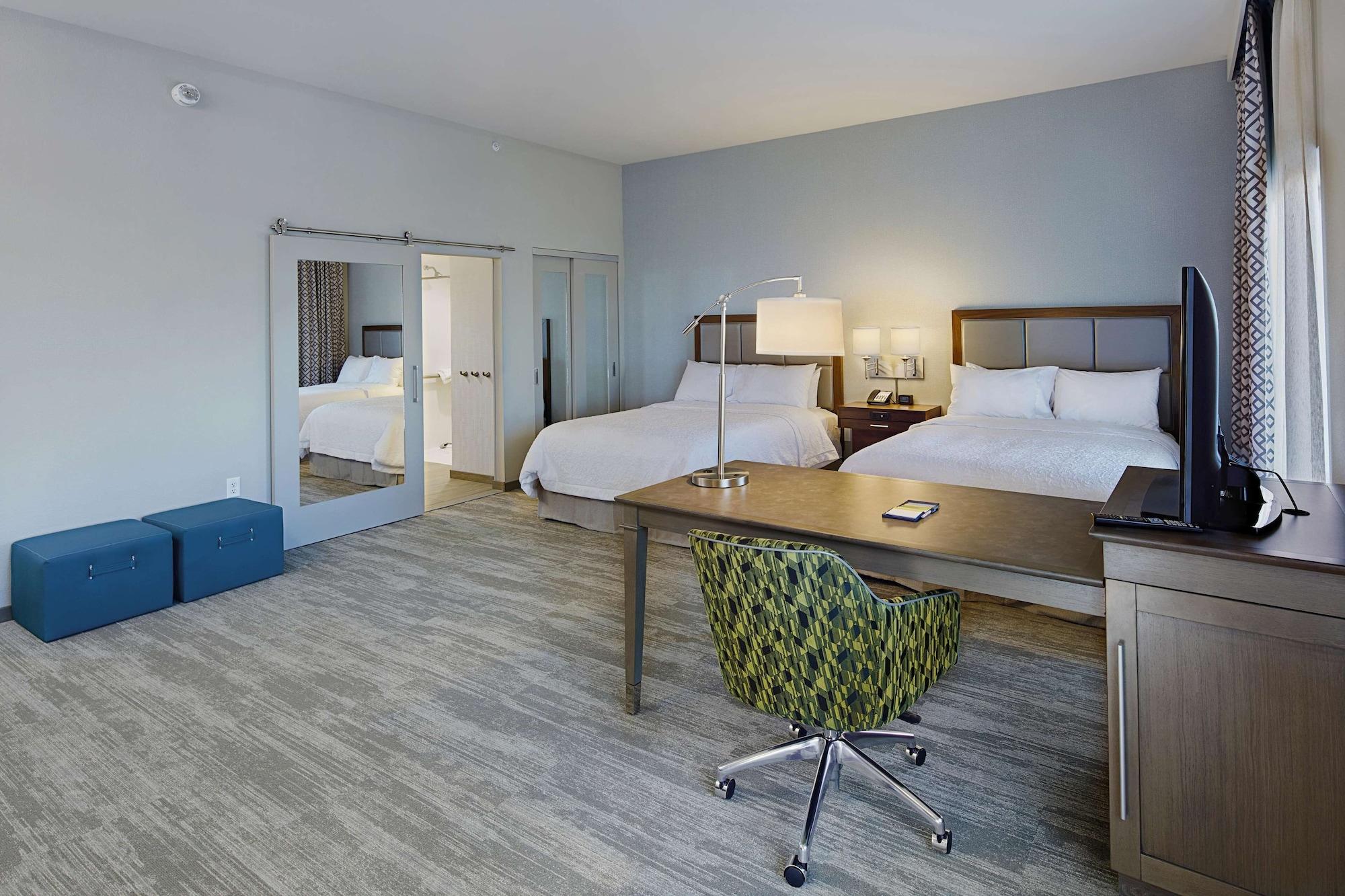 Hampton & At Csus Hotel Sacramento