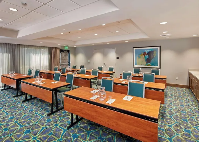 Hampton Inn & Suites Sacramento At Csus