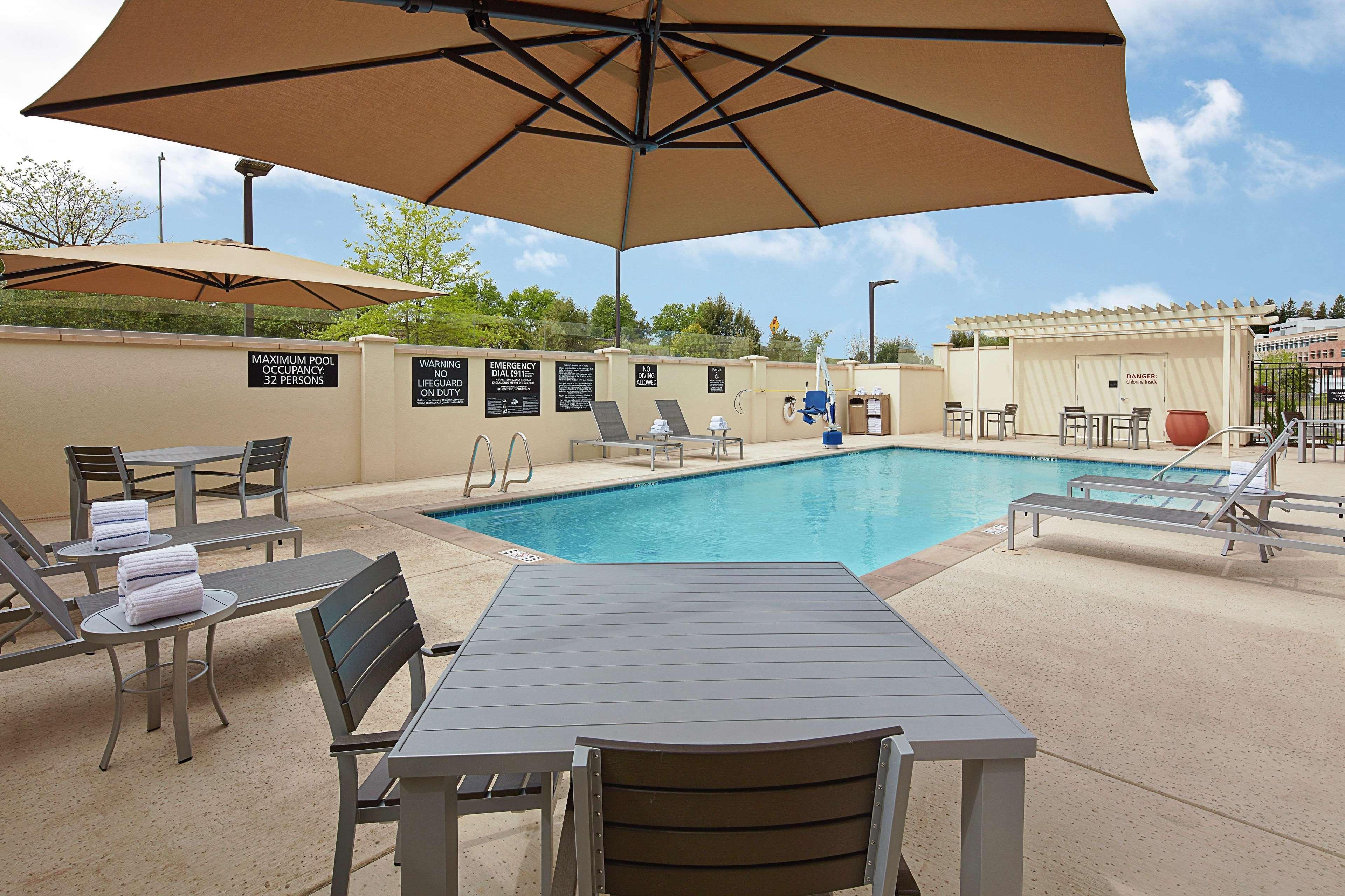 Hampton & At Csus Hotel Sacramento