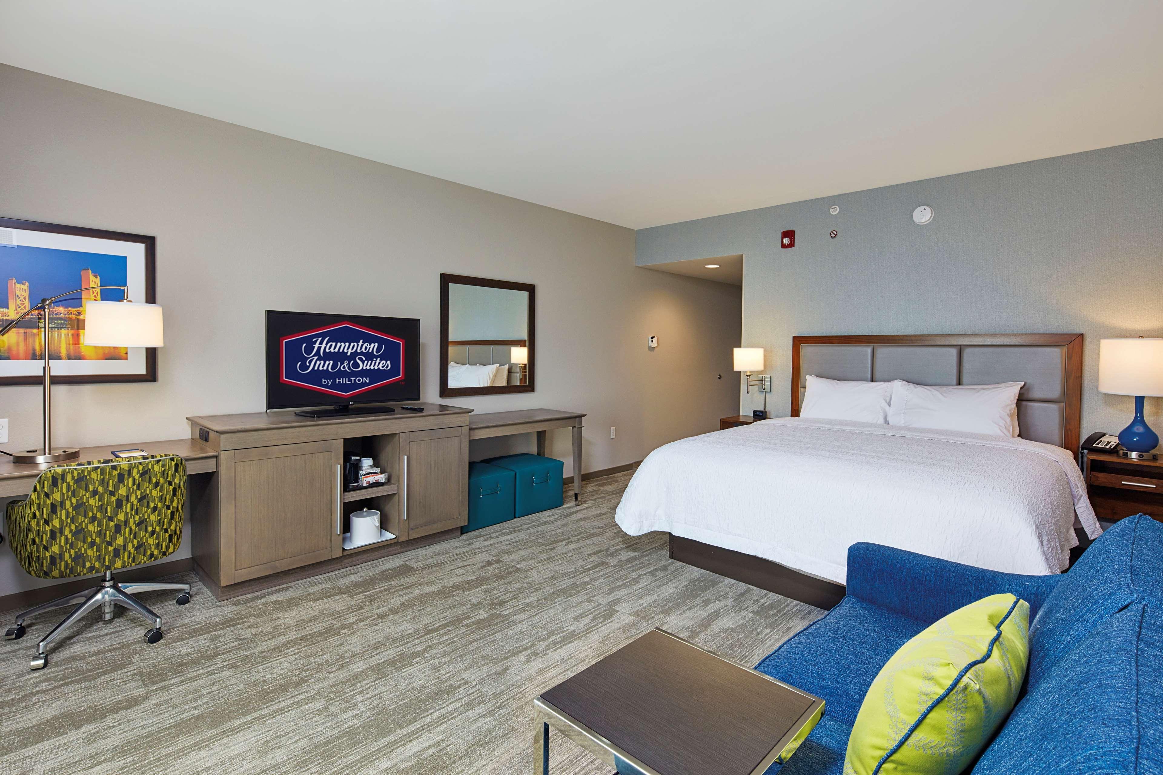 Hampton & At Csus Hotel Sacramento